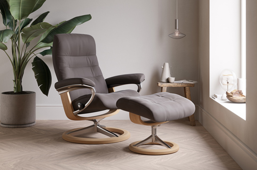 Stressless Opal Signature Recliner chair in Paloma Chestnut and Oak