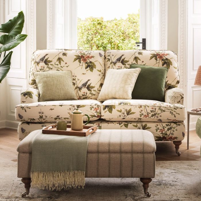 Knaresborough 2.5 Seater Sofa in Sophie Floral Amber