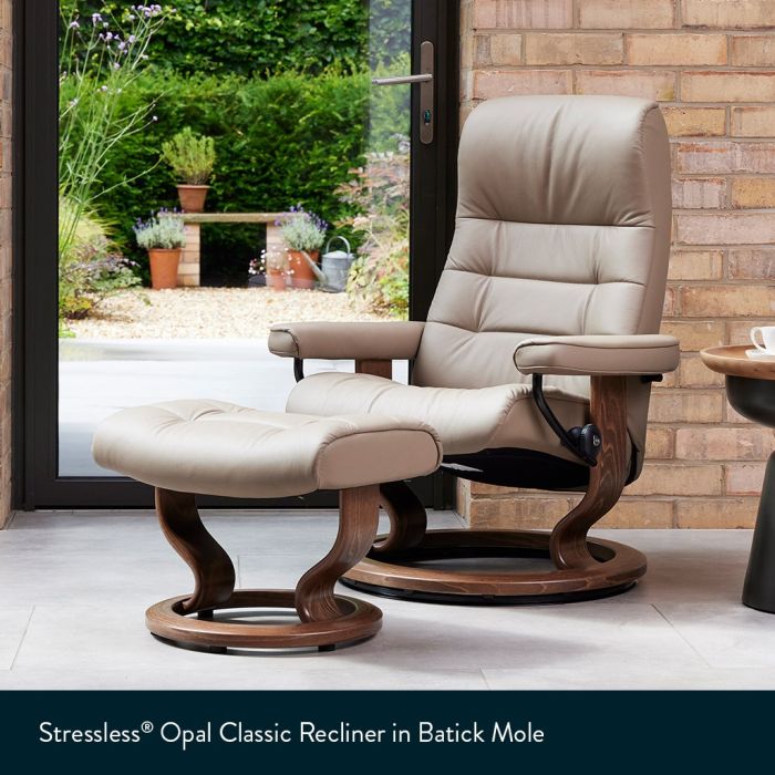 Stressless® Opal Classic Recliner (Small)