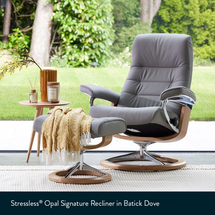 Stressless® Opal Signature Base with Footstool