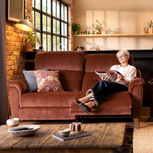 Ascot Sofa (Summer Savings)