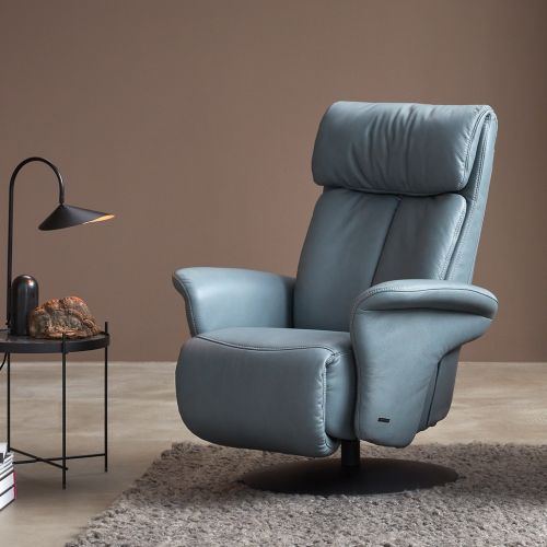 Himolla Electro Recliner in 24 Longlife Aqua