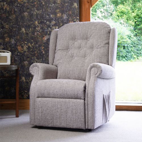 Newbury Riser Recliner (Summer Sale)