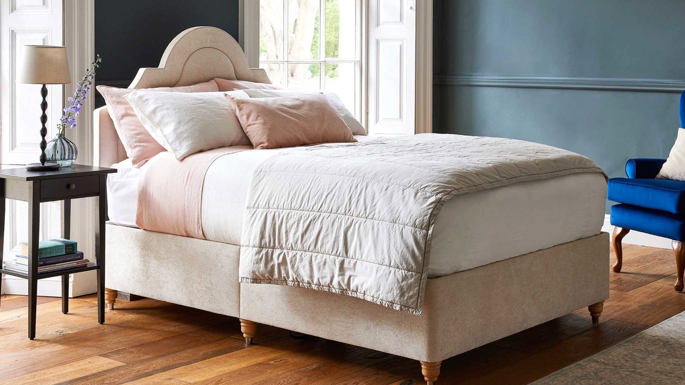 4ft Adjustable Bed