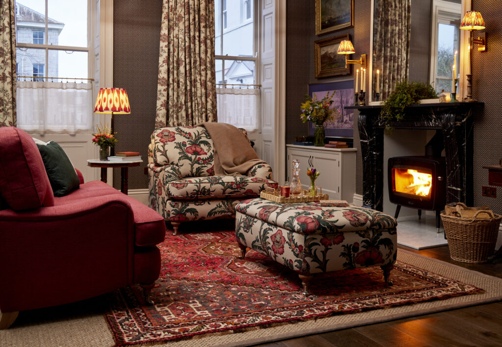 Get the Look: The Return of Regency